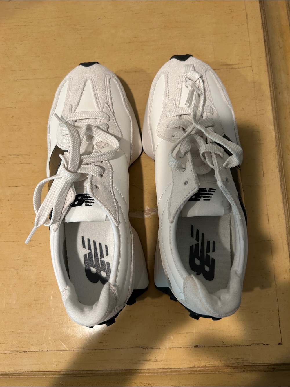 New balance womens 327 leather, suede, black and white sneaker in size 7 - Picture 2 of 14